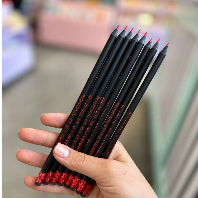 مداد مشکی MQ HB سه گوش پاکندار – مداد ارگونومیک مناسب نوشتن روان و راحت، طراحی مثلثی برای جلوگیری از خستگی دست، همراه با پاککن باکیفیت