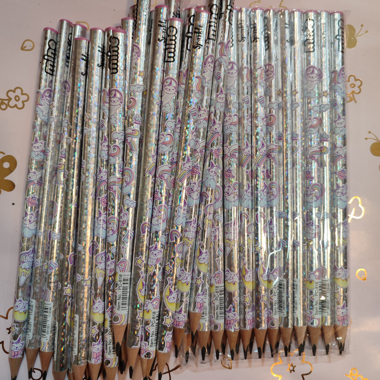 سه گوش بدنه نقره ای گربه شاخدار۴۸